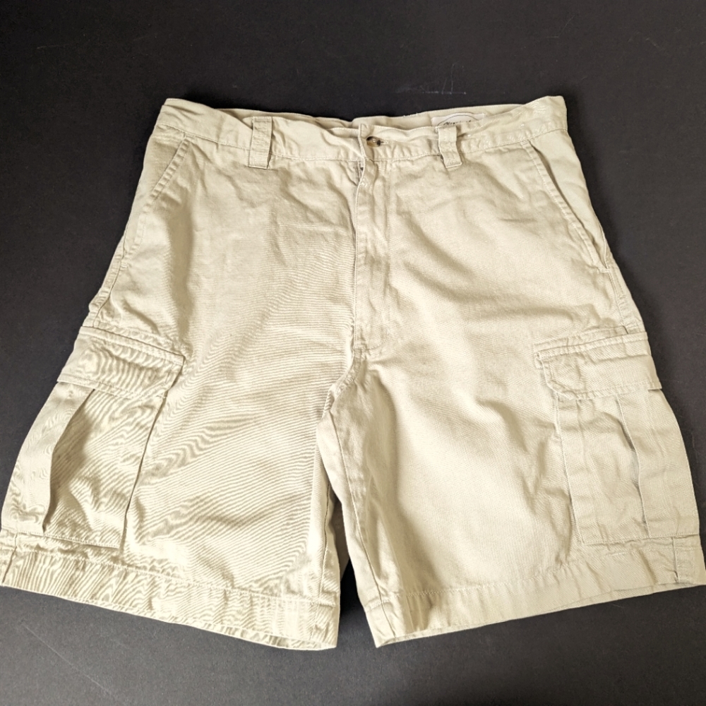 Men's Cargo Shorts in Size 36